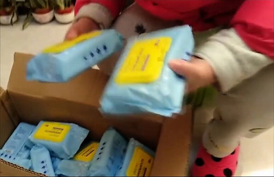 她從東北網購15包濕巾,開箱變冰磚